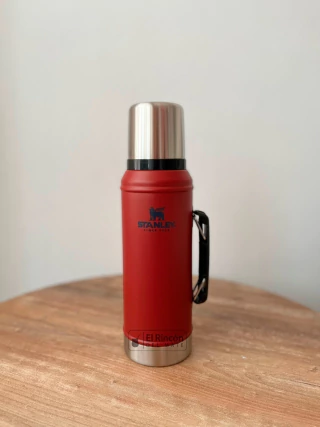 TERMO STANLEY DE 1L CON MANIJA